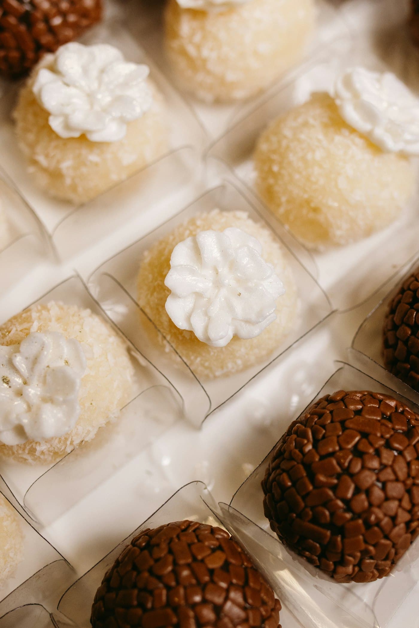 Bolitas de coco con crema en cápsulas individuales